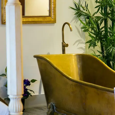 Marchesa Da Bica Luxury Apartment