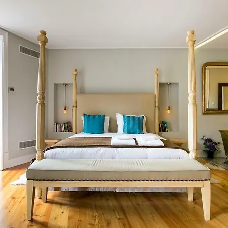 Marchesa Da Bica Luxury